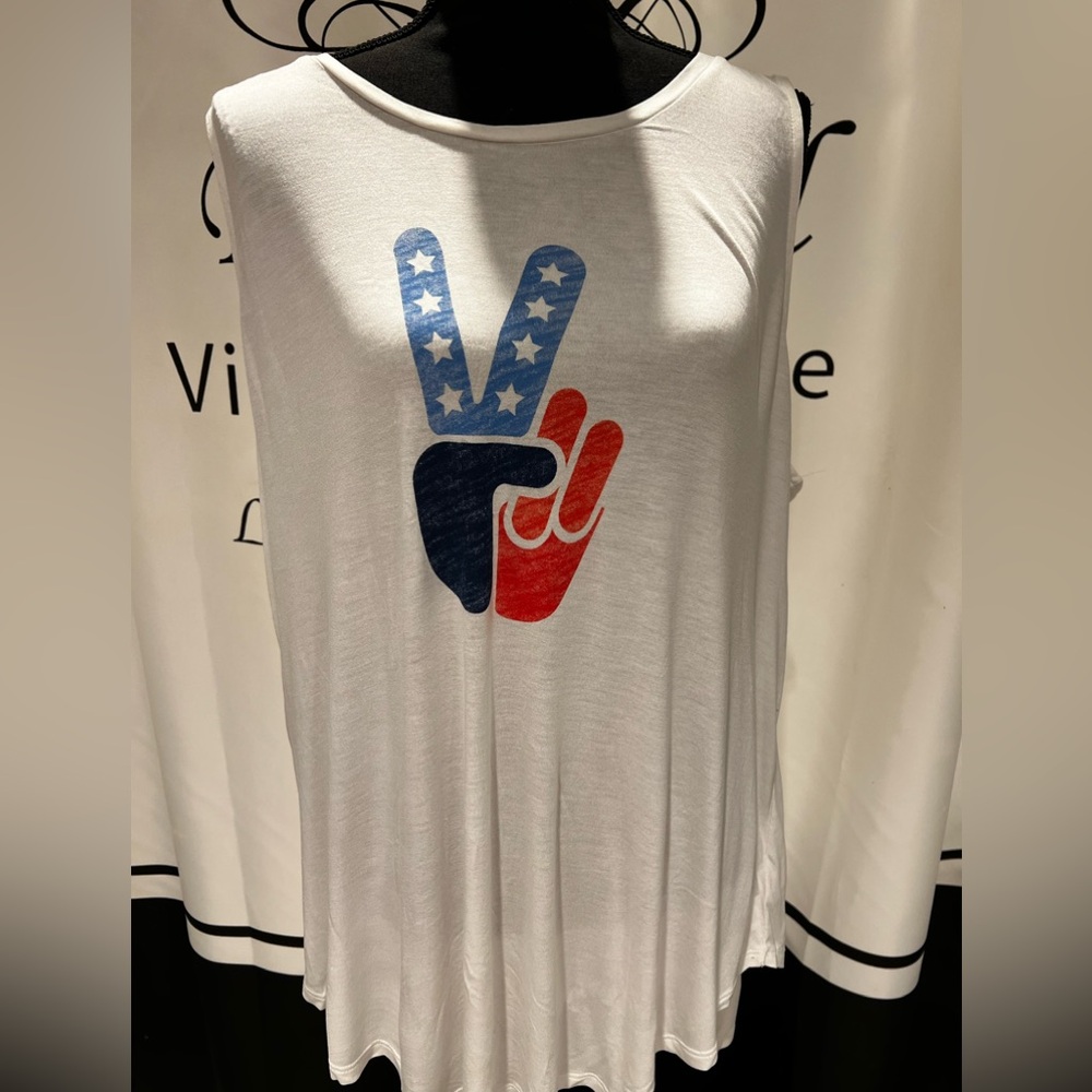 Old Navy Women’s XXL Flowy Tank
Peace Sign